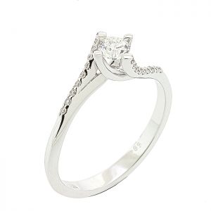 Λευκόχρυσο μονόπετρο δαχτυλίδι φλόγα με διαμάντι 0.23ct σε 18 καράτια. RD13234