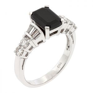 Λευκόχρυσο μονόπετρο δαχτυλίδι 18K με μαύρο διαμάντι 1.70ct. RD19700