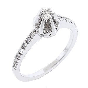 Μονόπετρο δαχτυλίδι λευκόχρυσο 18 καράτια με διαμάντι 0.12ct . RD0919