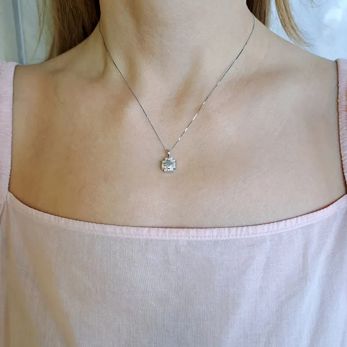Λευκόχρυσος σταυρός με διαμάντια 0.10ct σε 18 καράτια.CR02645