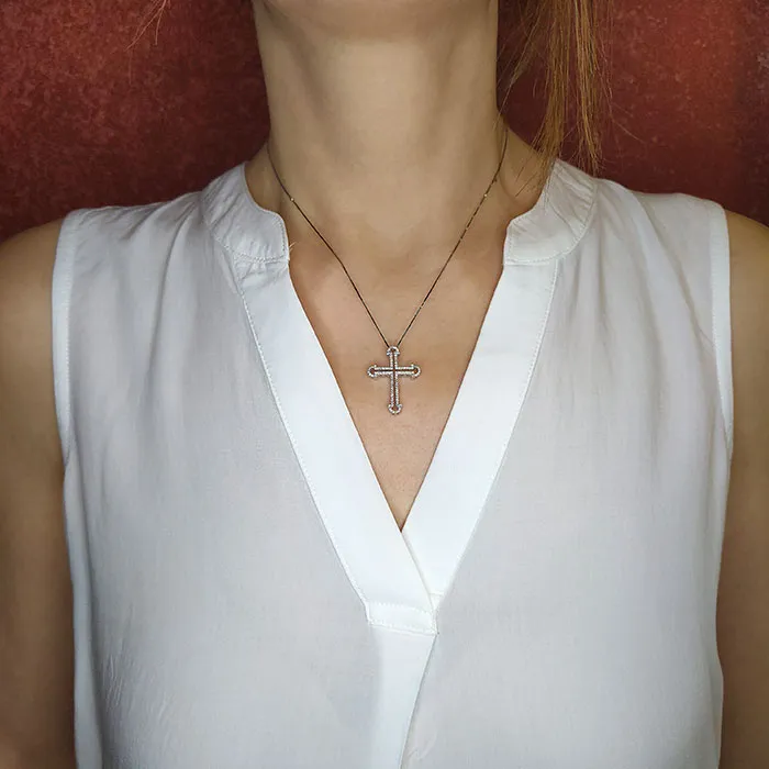 Σταυρός λευκόχρυσος με διαμάντια 0.38ct και αλυσίδα σε 18 καράτια. CR2611