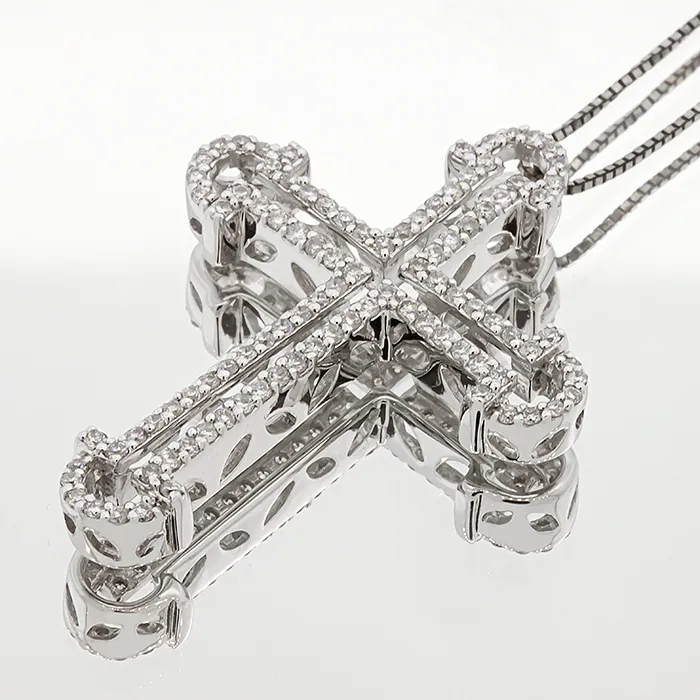 Σταυρός λευκόχρυσος με διαμάντια 0.38ct και αλυσίδα σε 18 καράτια. CR2611