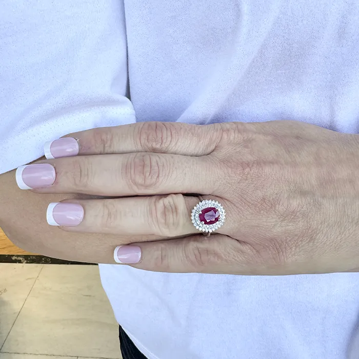 Εντυπωσιακή ροζέτα με ρουμπίνι 1.65ct και διαμάντια σε 18 καράτια.RL20081