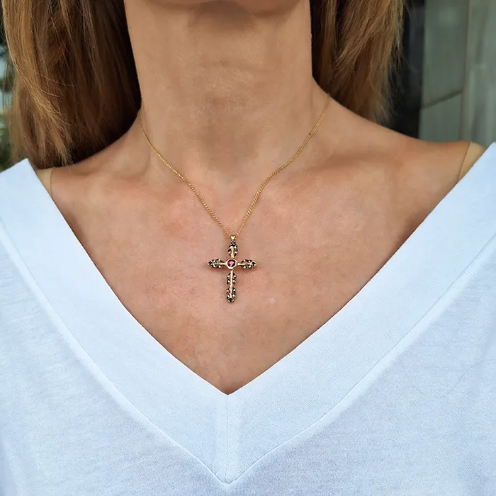 Χειροποίητος αντικέ σταυρός με διαμαντια ρουμπίνι και ζαφείρια σε 18 καράτια. ΑΝΤ18874