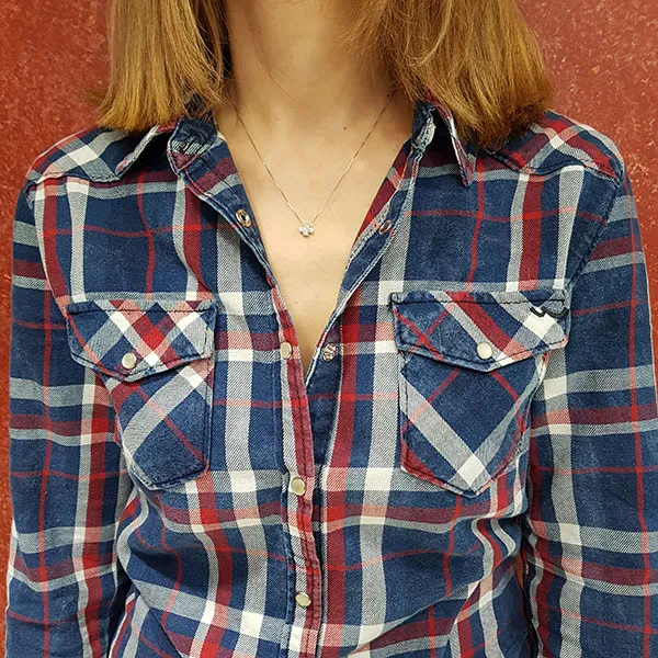 Λευκόχρυσος σταυρός με μπριγιαν 0.04ct και αλυσίδα 18 καράτια. CR20967