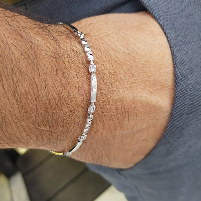 Χειροπέδα λευκόχρυση σπαστή σε 3.2mm 14 καράτια.BRA15362