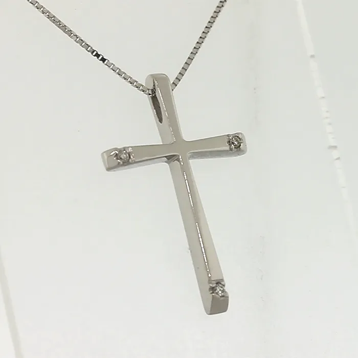 Σταυρός λευκόχρυσος με διαμάντια 0.03ct σετ με αλυσίδα 18 καράτια. CR20923