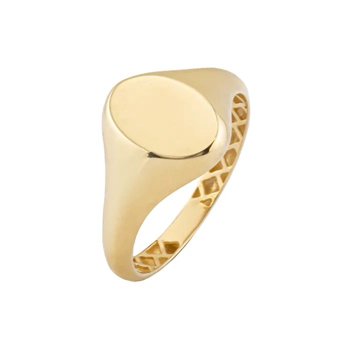 Δαχτυλίδι οβάλ μοτίφ με λουστρέ φινίρισμα σε 9 καράτια.