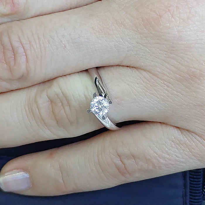 Μονόπετρο Φλόγα με Lab Διαμάντι 0.70ct E VS1 IGI 14Κ | Million Diamonds
