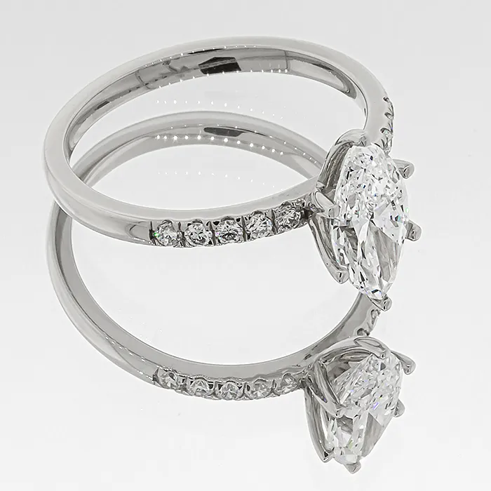 Δαχτυλίδι 14Κ λευκόχρυσο με Lab Grown Diamonds Marquise 1.04ct. και Round Cut 0.15ct. LGD23761