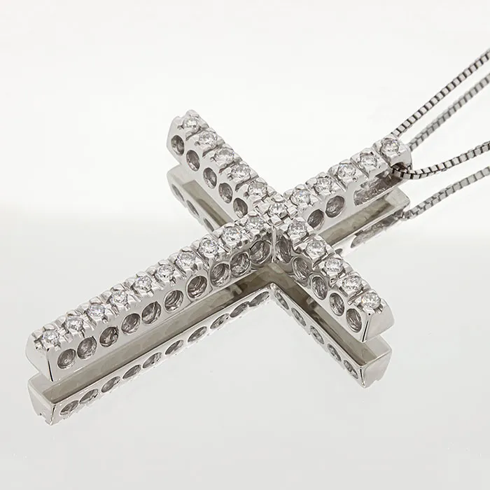 Λευκόχρυσος σταυρός με διαμάντια 0.26ct σε 18 καράτια. CR2636