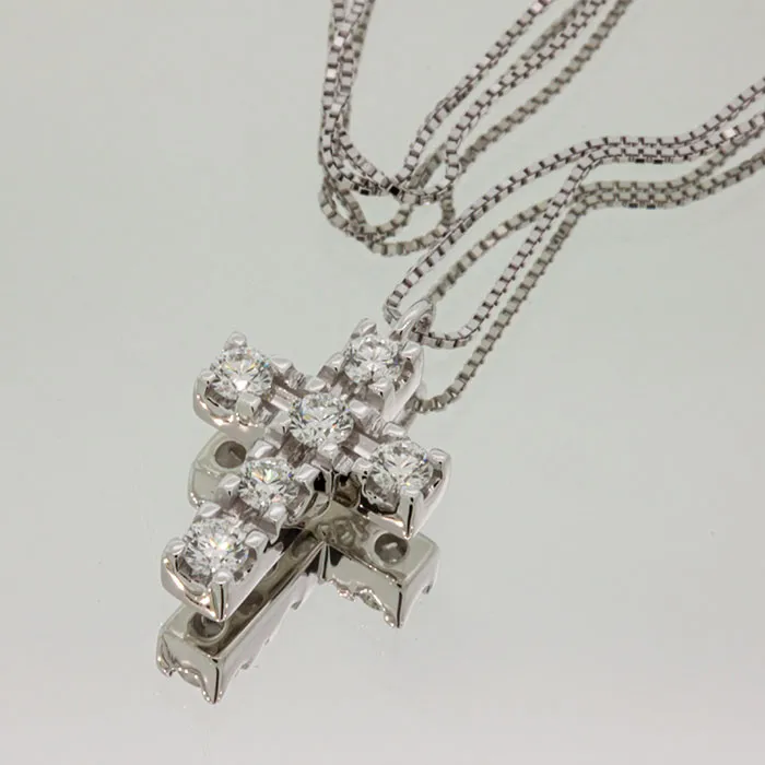 Σταυρός λευκόχρυσος με διαμάντια 0.30ct σε 18 καράτια σετ με αλυσίδα 18Κ. CR07288