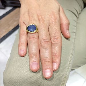 Μεγάλο χρυσό χειροποίητο δαχτυλίδι 14Κ με ορυκτό ζαφείρι. RΚ12015