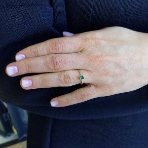 Χρυσό δαχτυλίδι με πράσινη πέτρα 14 καράτια.RZ15842