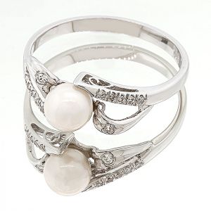 Λευκόχρυσο δαχτυλίδι σε 18 καράτια με μαργαριτάρι 5.0-5.5mm και διαμάντια. RL3752